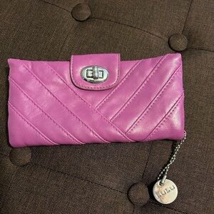 Lulus orchid purple soft twist close wallet